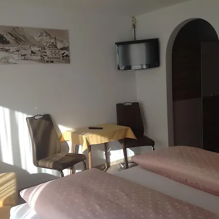 Apart Garni Lais Guest house Galtuer