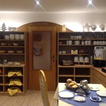 Apart Garni Lais Guest house *