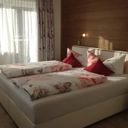 Apart Garni Lais Guest house *